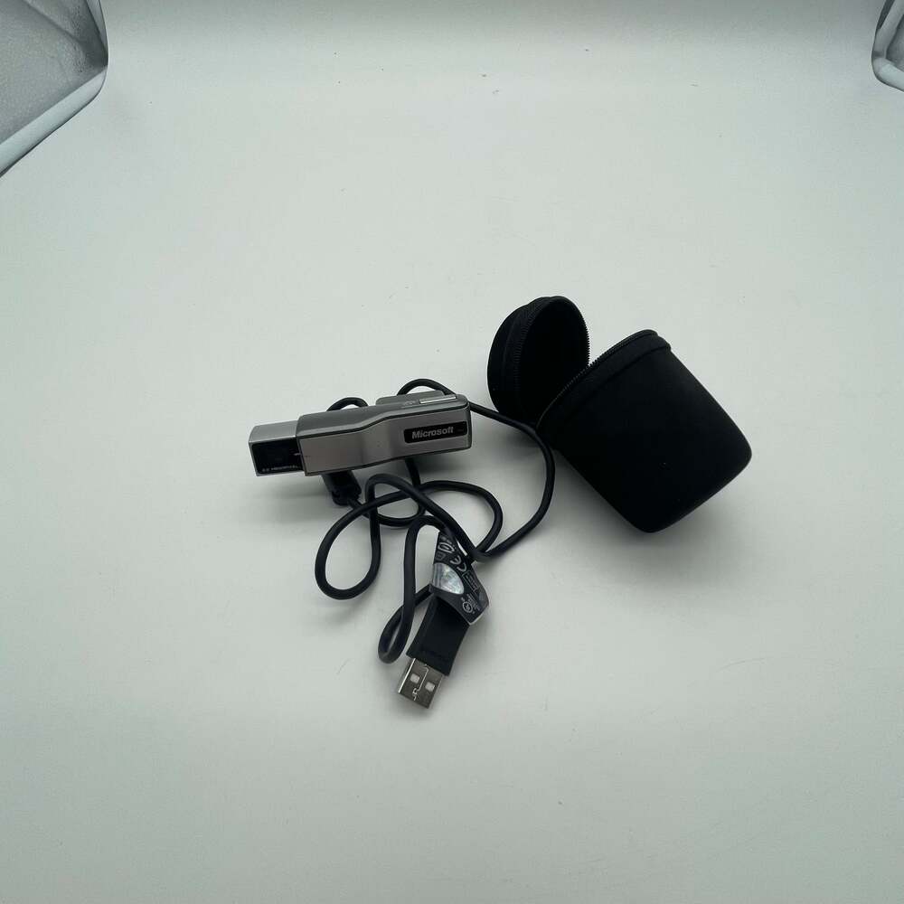 Microsoft LifeCam NX-6000 2.0‎ Megapixel Laptop Webcam with Travel Case